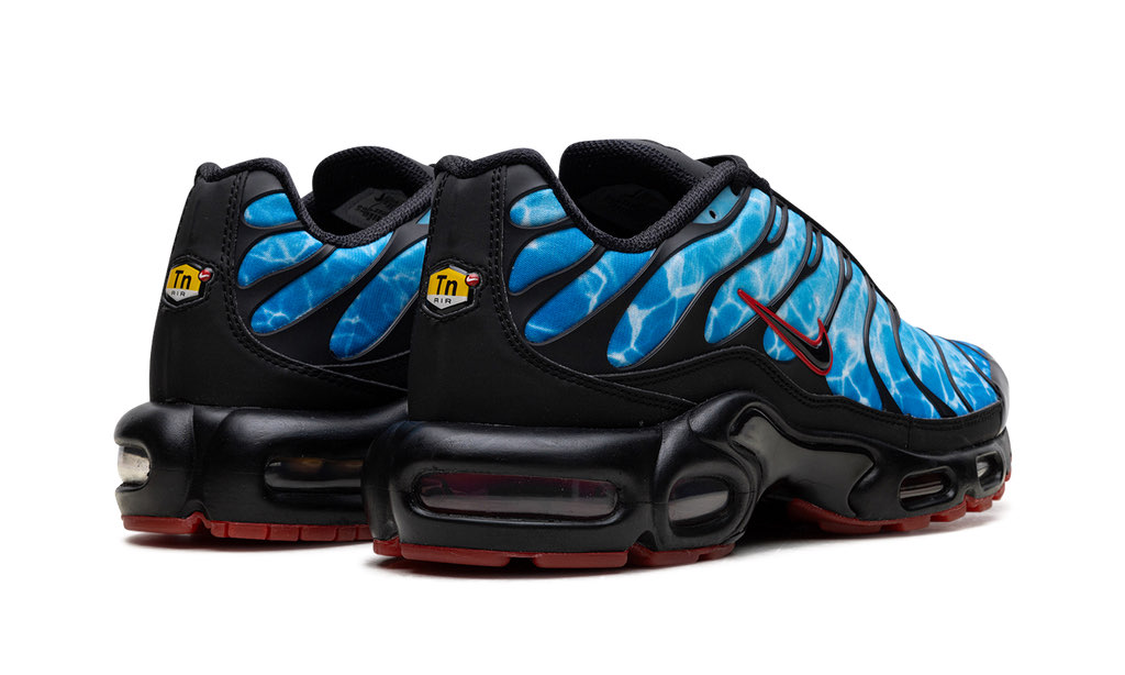 Nike Air Max TN “Shark Attack”