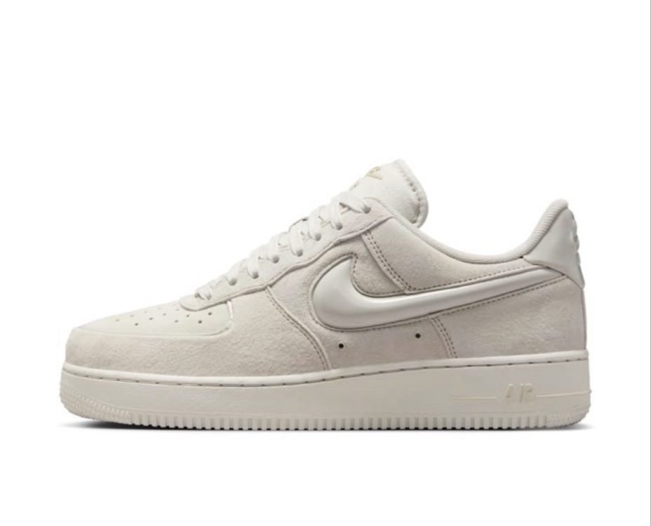 Nike Air Force 1 07