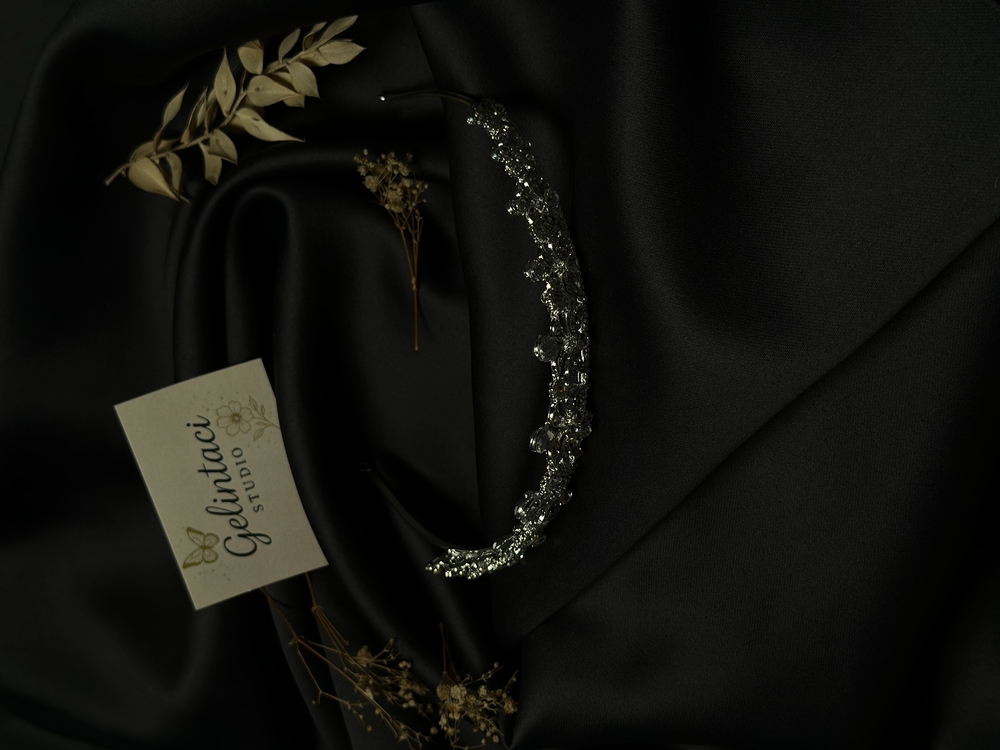 Kristal Duruş – Zirkon Gelin Tacı