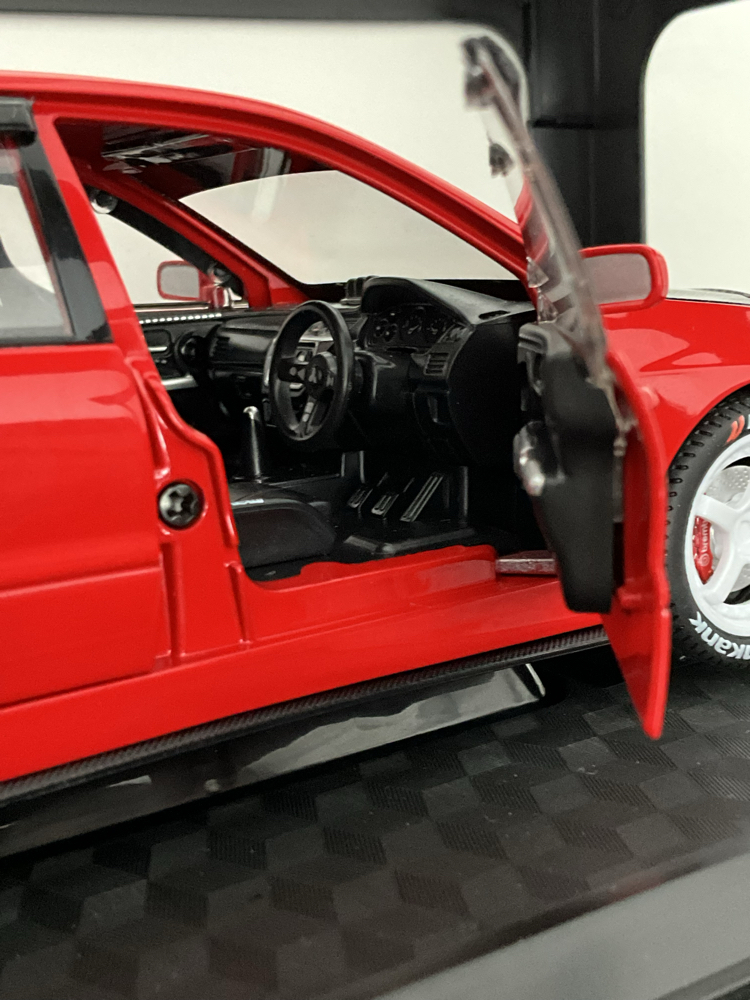 1:18 ÖLÇEK DİECAST ARABA