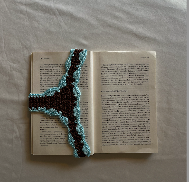 Bikini Bookmark