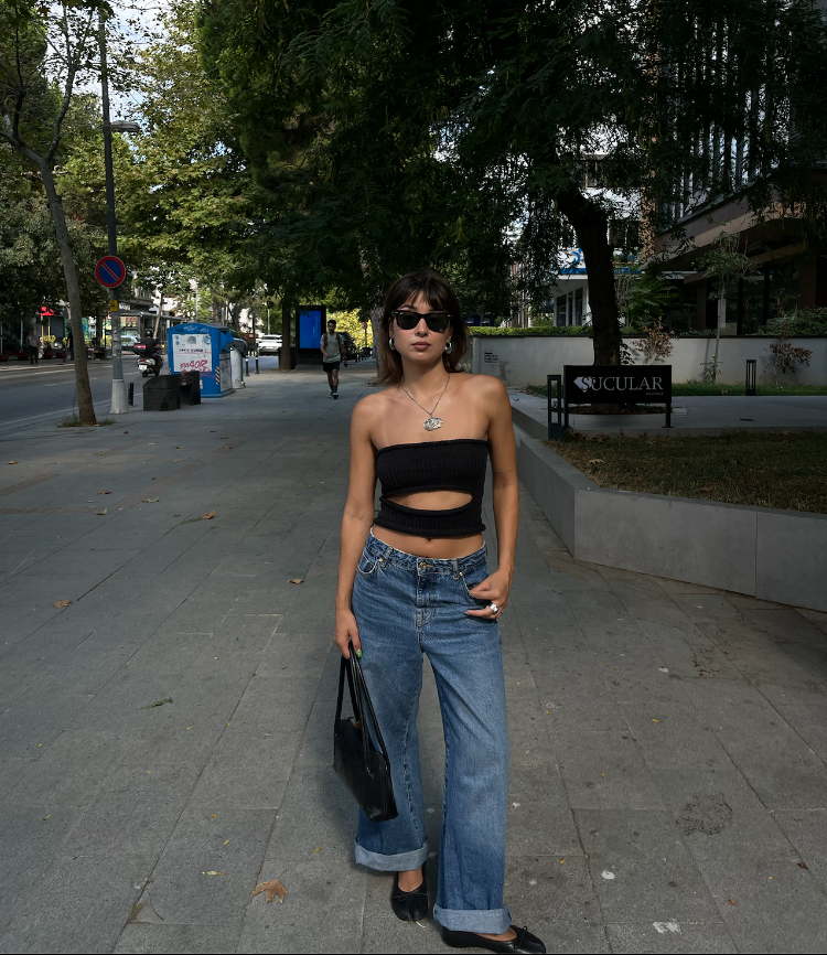 Cut Out Knit Top