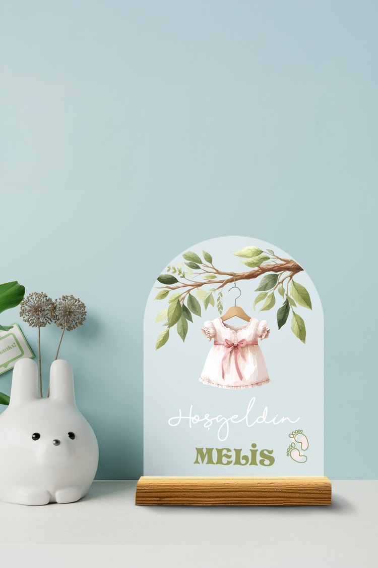 Yenidoğan Bebek İçin Kişiselleştirilebilir - Kıyafet Modelli İsme Özel Dekoratif Masa Süsü