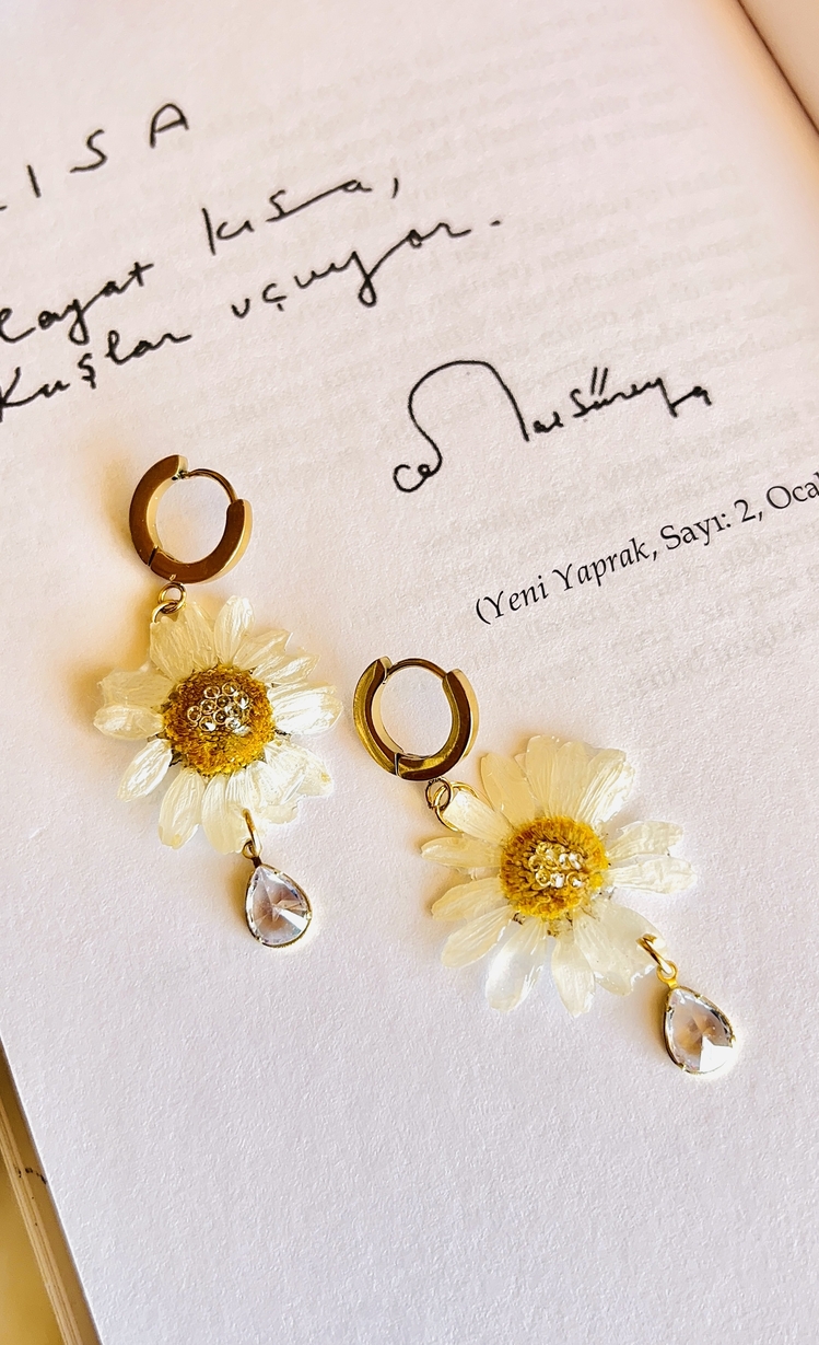 Drop Daisy Küpeler