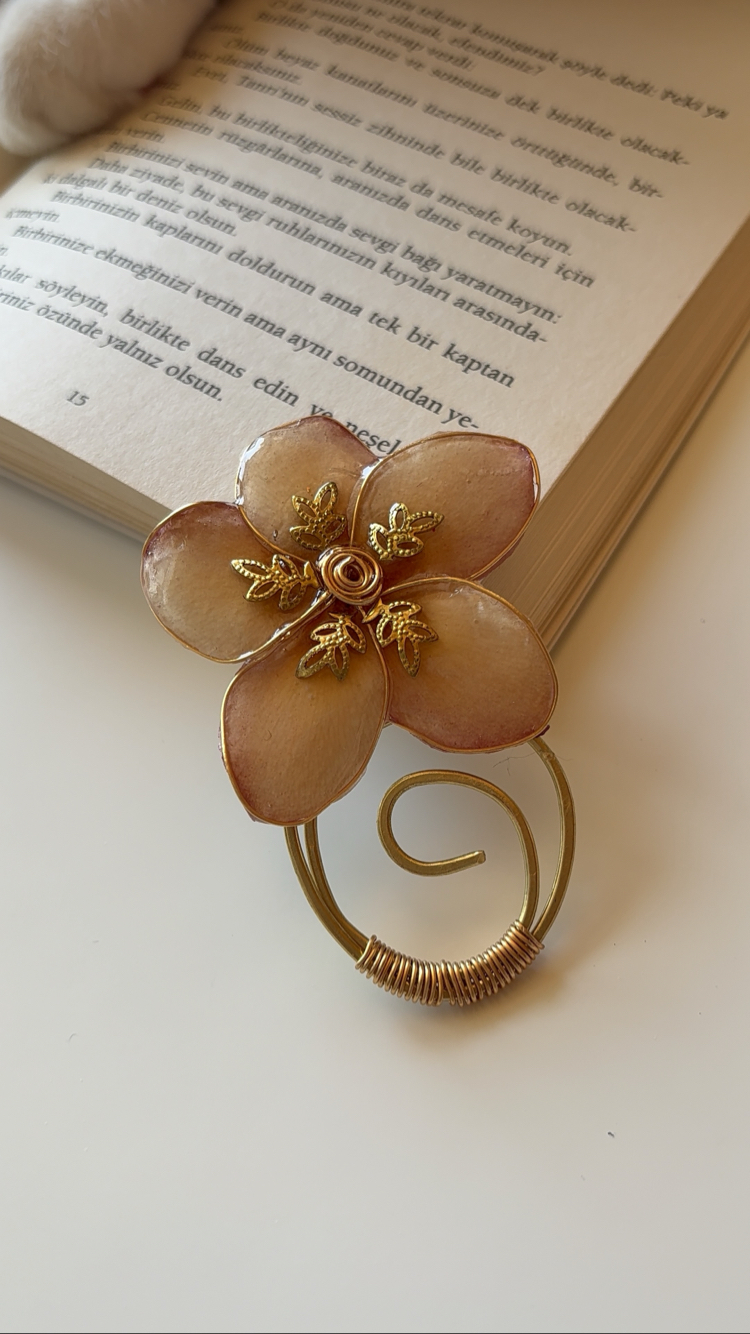 Plumeria Gözlük Askısı