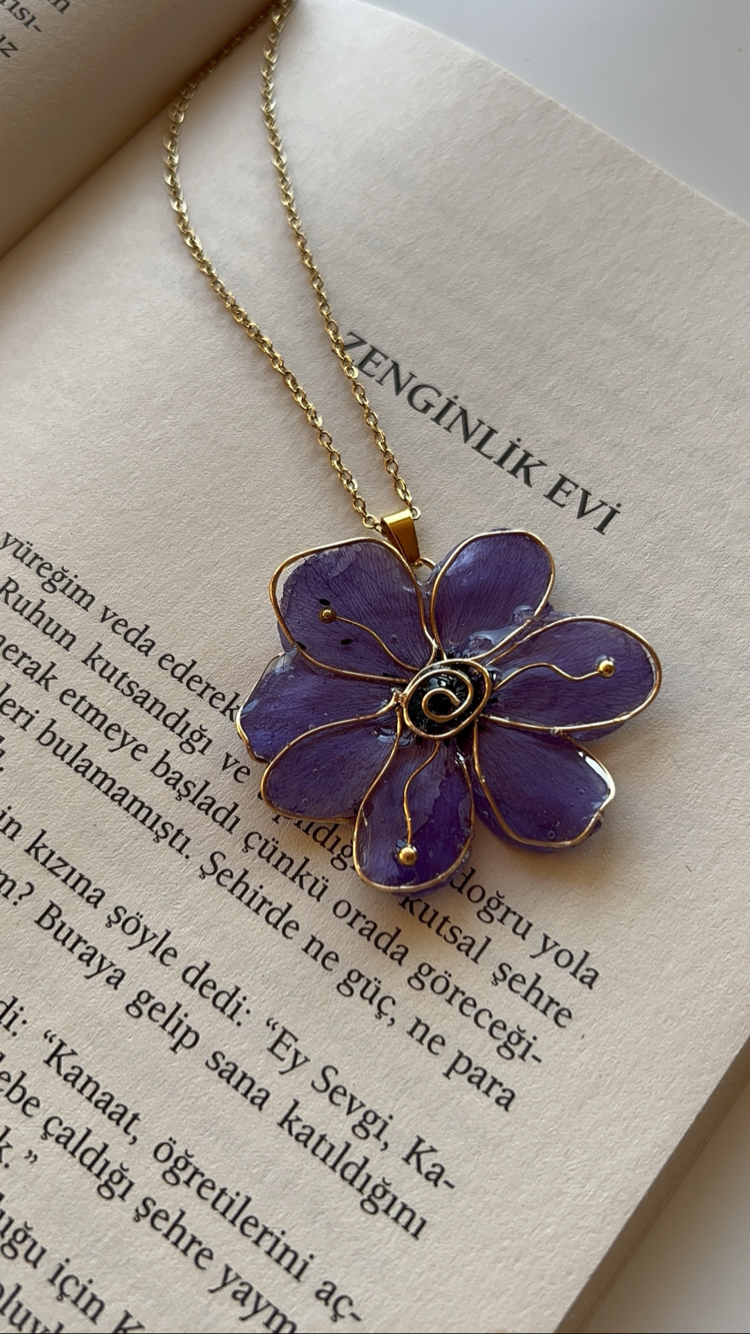 Anemonia Kolye