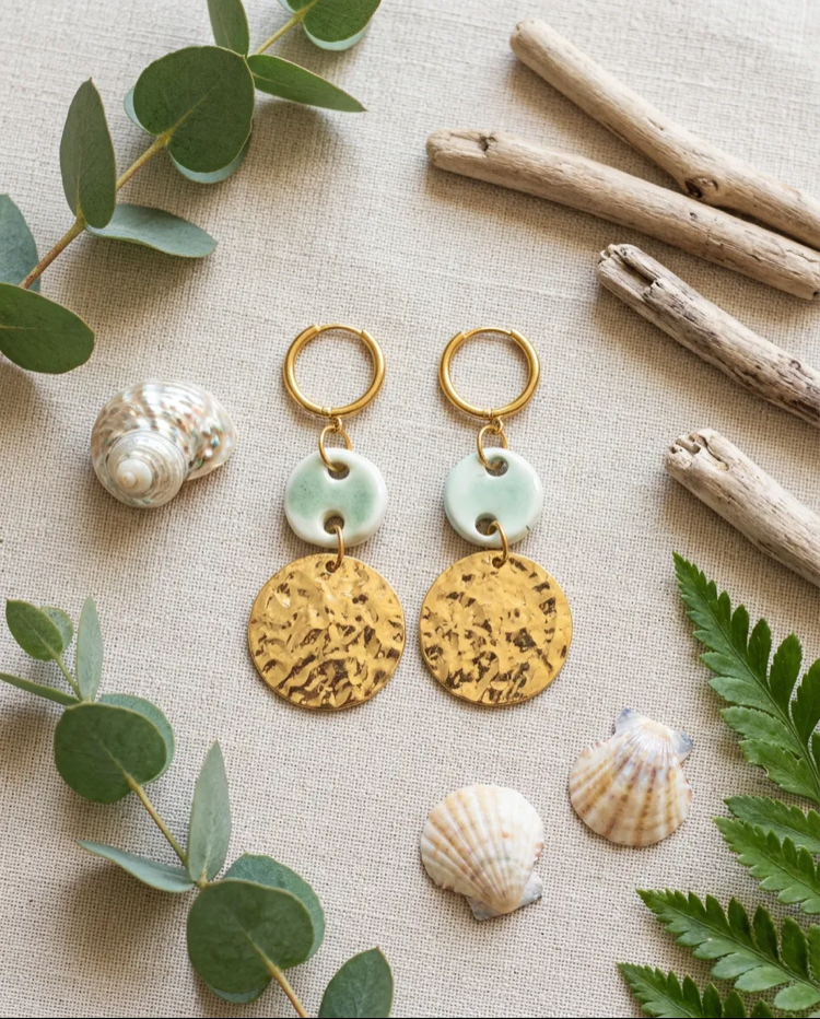 Celadon circle