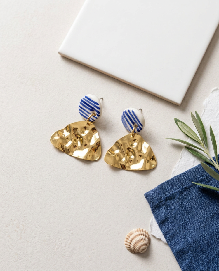 El Yapımı Porselen & Gold Detaylı Küpe
