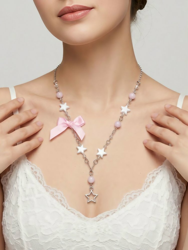 Coquette pembe saten fiyonklu ve yıldız detaylı kolye