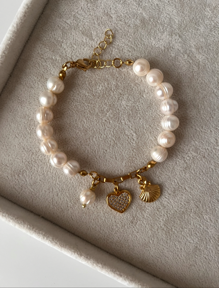 İstiridye Kalp Charm İnci Bileklik