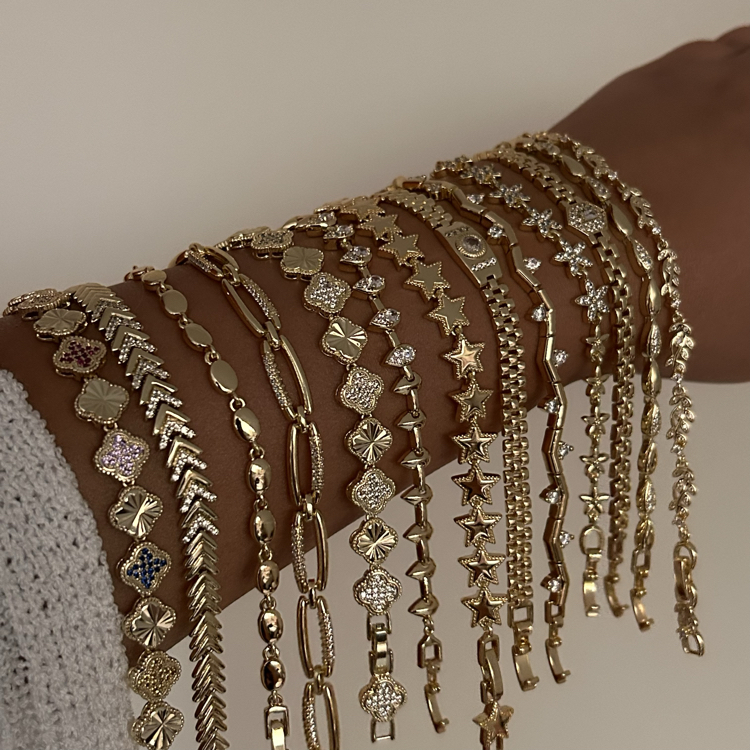 Gold Yonca Bileklik | VİP