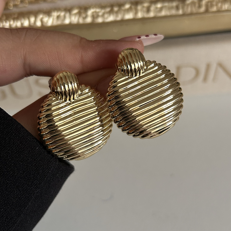 Gold Yuvarlak Küpe | Xuping 