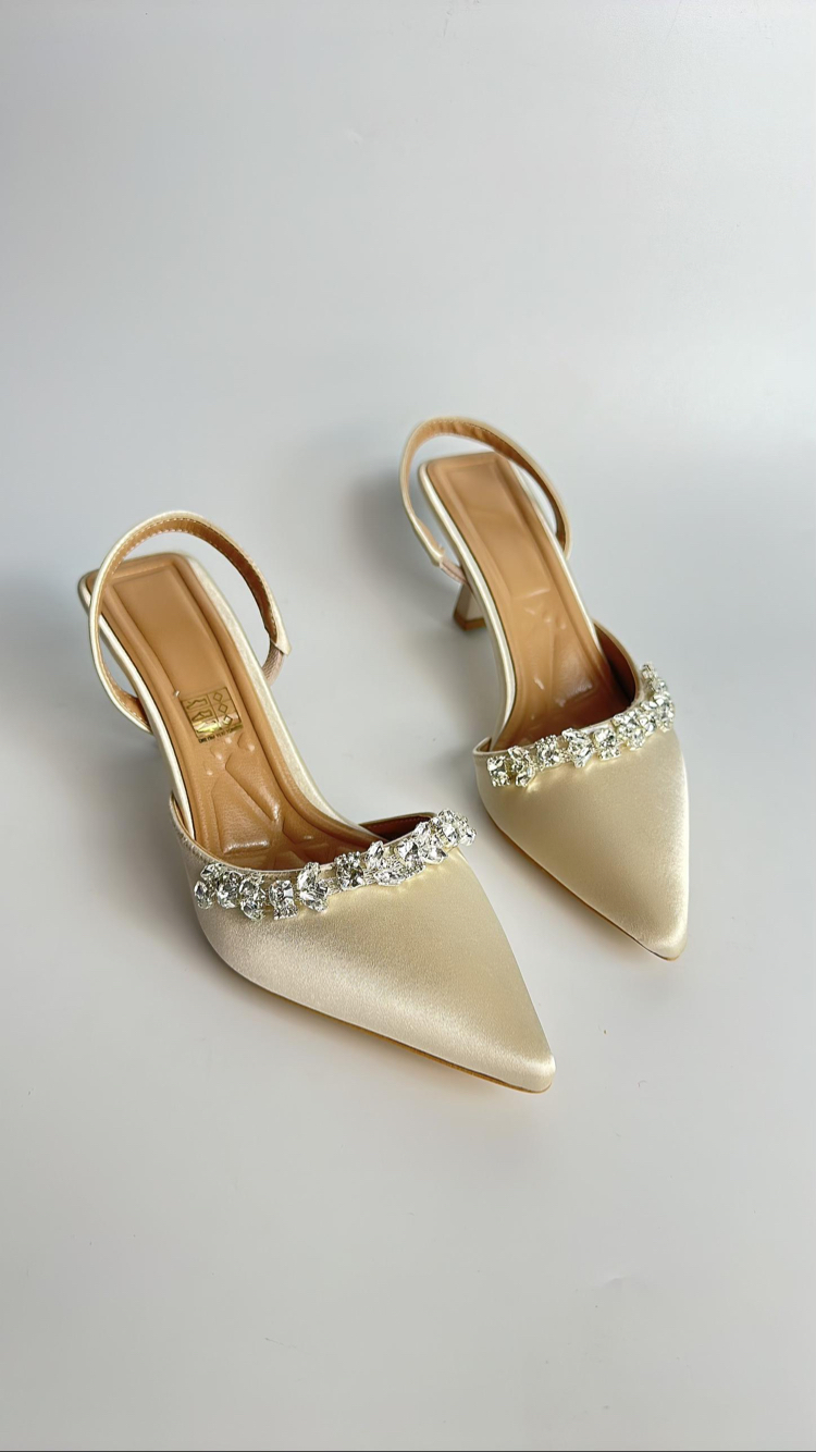 Ten saten 6 cm topuklu ayakkabı