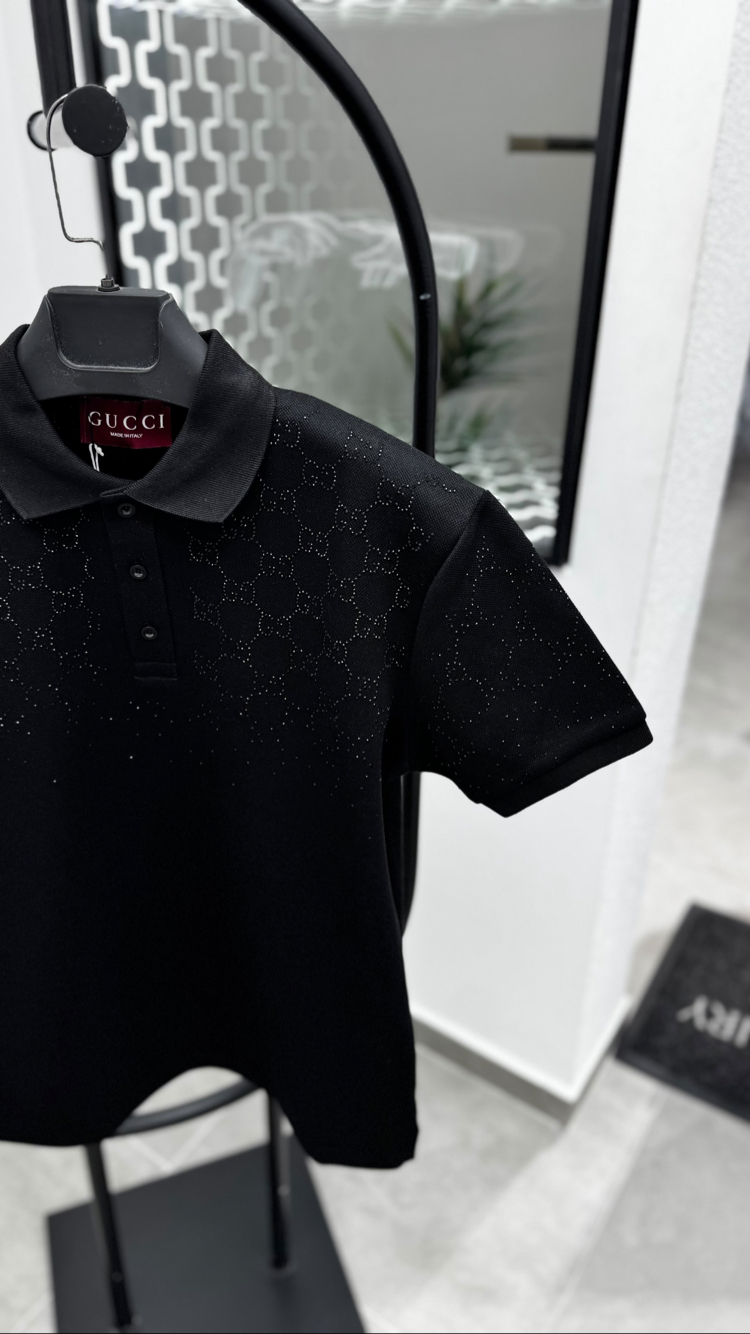 YENI SEZON-GUCCİ TAŞ DETAYLI POLO YAKA