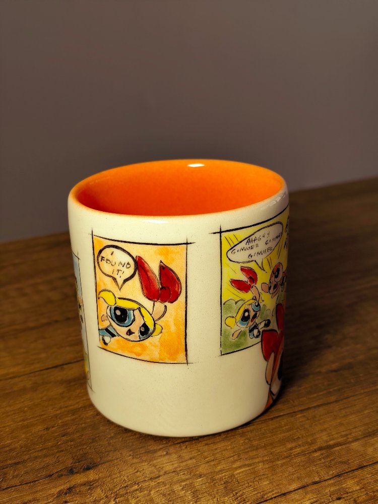 Powerpuff Girls El Yapımı Seramik Kupa – 300 ml | Tamamı El Boyaması Koleksiyon Kupası