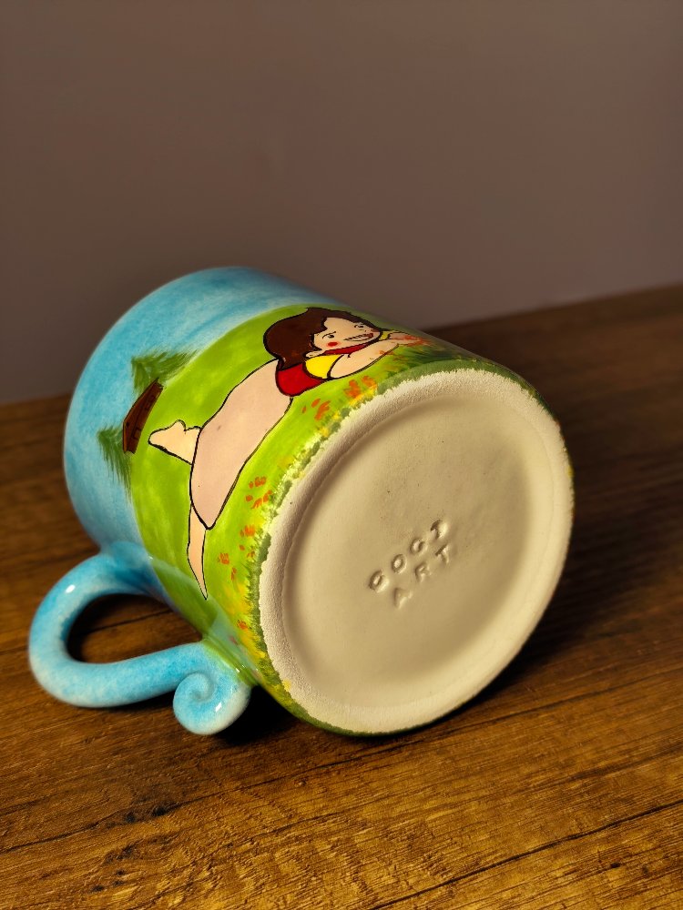 Heidi El Yapımı Seramik Kupa – 300 ml | Tamamı El Boyaması Koleksiyon Kupası