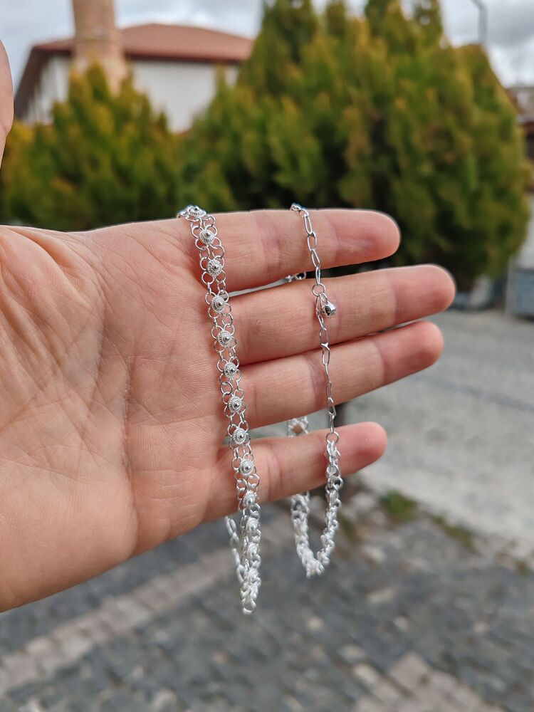 KADIN GÜMÜŞ BİLEKLİK KİŞNİŞ MODEL  TEKLİ 925 AYAR TEK SIRA TELKARİ 
