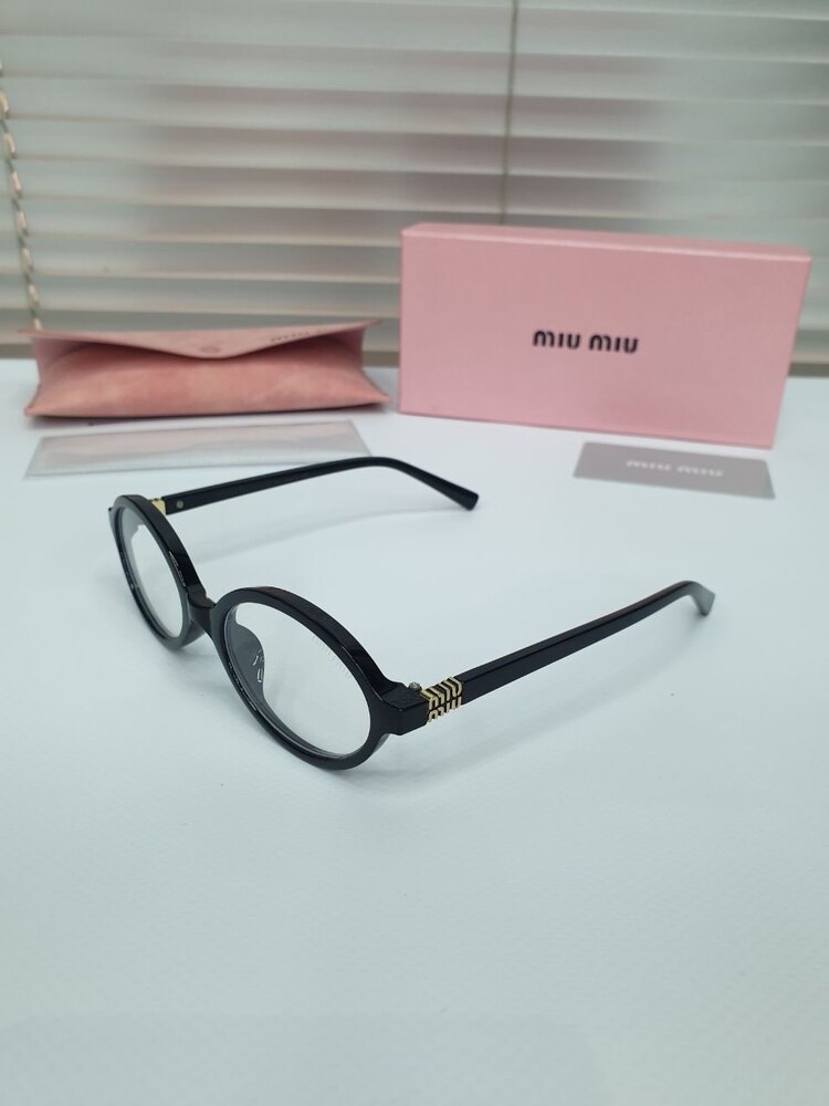 Miu Miu Gözlük 