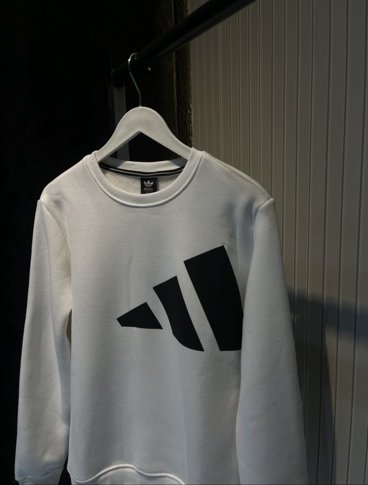 Adidas Sweatshirt
