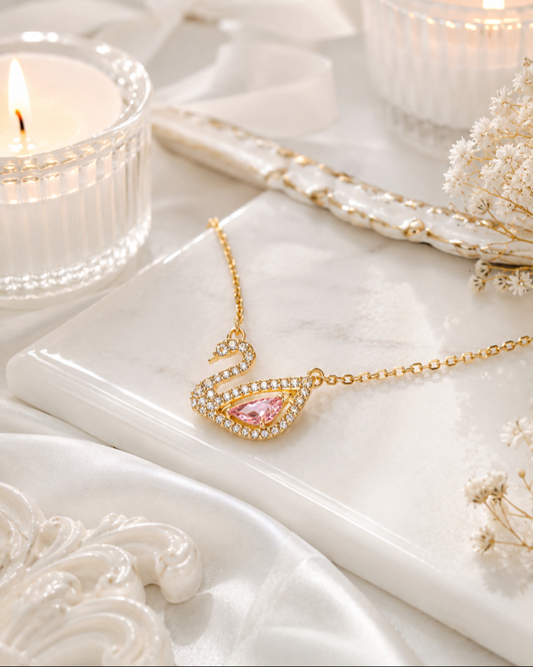 GOLD RENK PEMBE TAŞLI KUĞU KOLYE ÇELİK