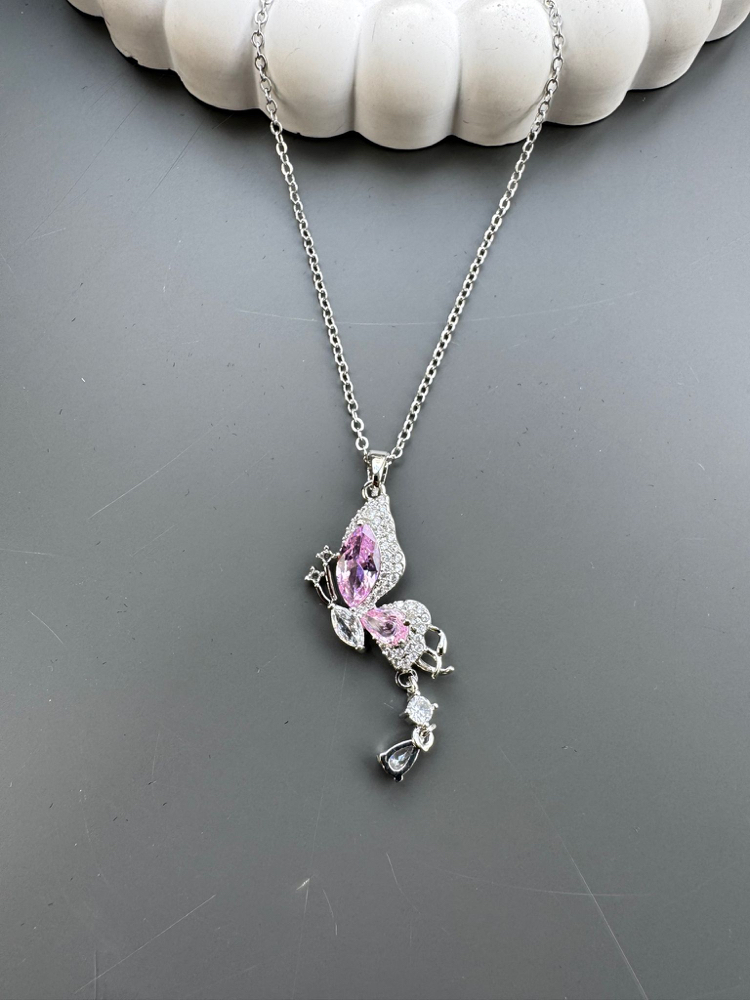 PEMBE TAŞLI GÜMÜŞ KELEBEK KOLYE ÇELİK 