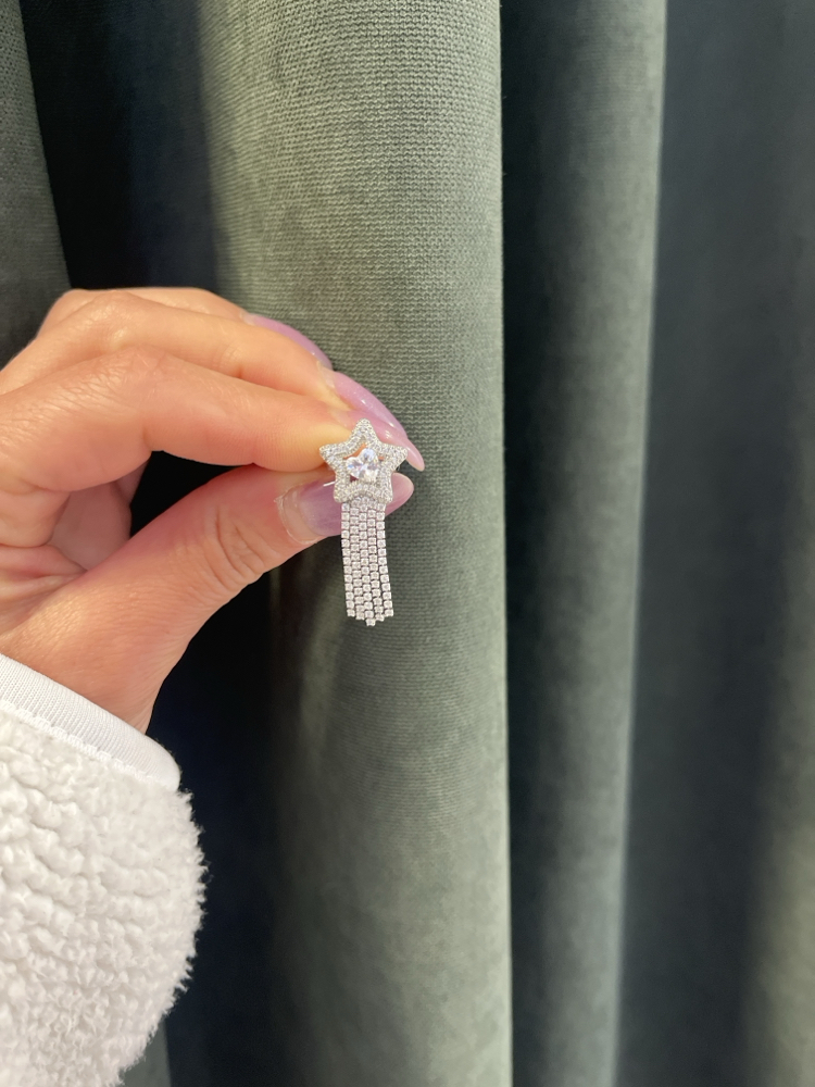 Yıldız taşlı earcuff