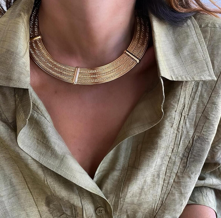 Gold plaka choker