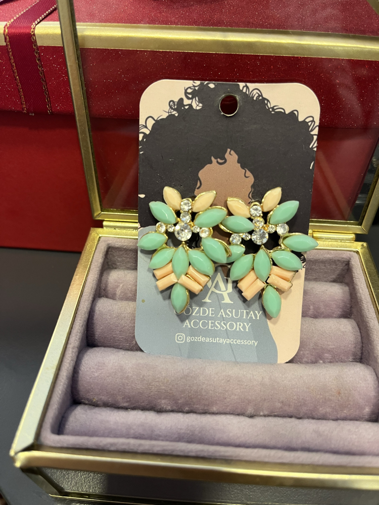 Mint küpe