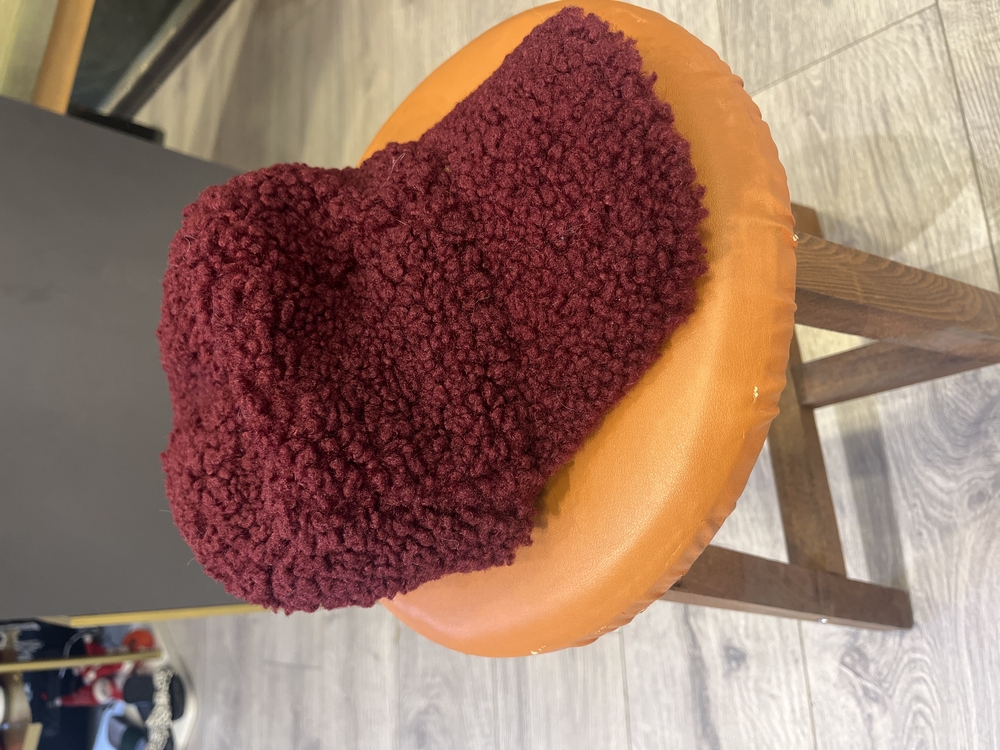 Buklet bordo şapka 