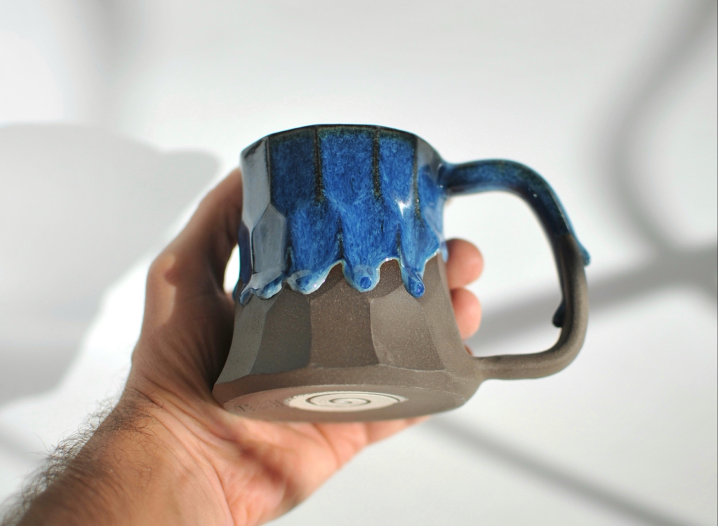 Drippy Boulder Midi Mug