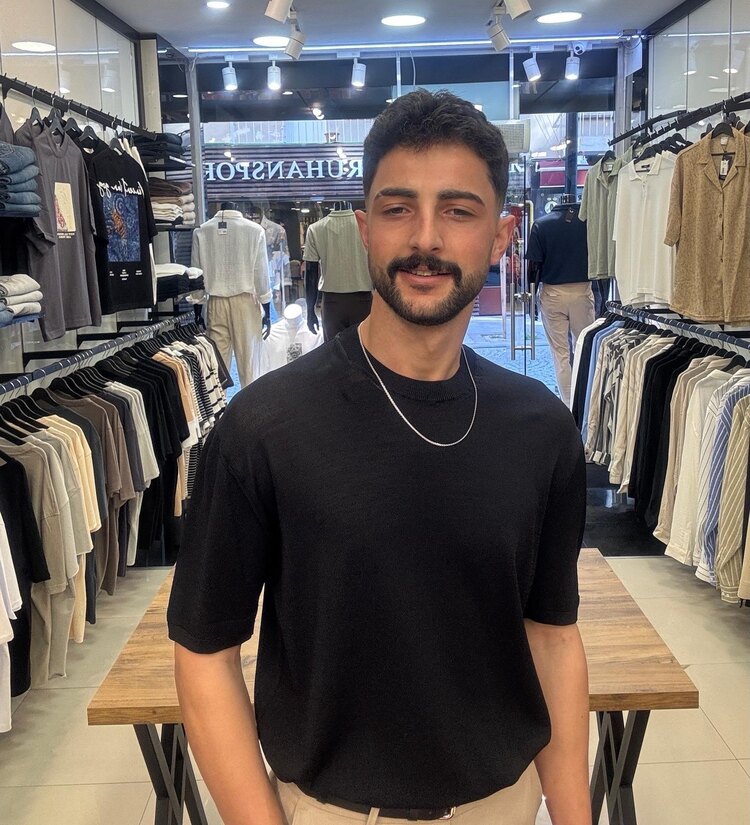 Siyah İnce Triko