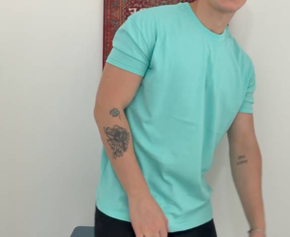 Kollar Dar Kesim T-Shirt