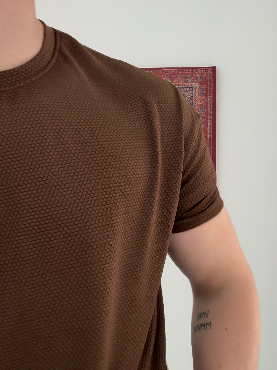 Waffle Model Tişört Kollar Dar Kesim Kahverengi