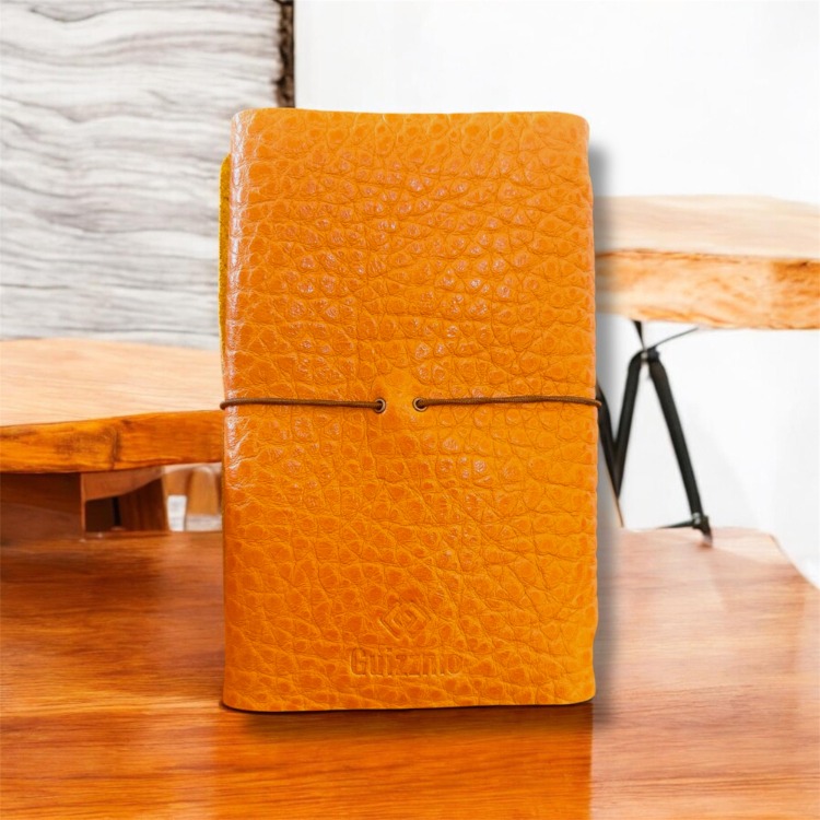 Deri Defter Kılıfı, A6 Boyut, 3 Lastikli, Minimalist Tasarım, Turuncu