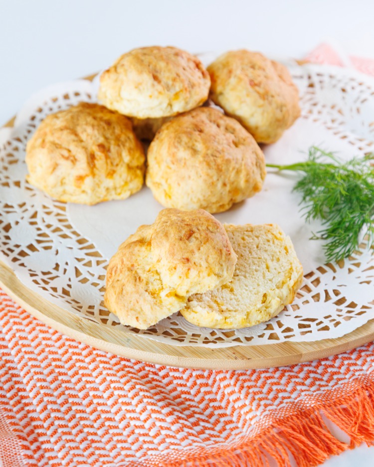 Peynirli İngiliz Çöreği “Scone”