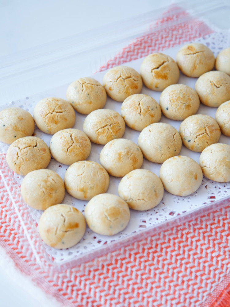 Çörek Otlu Kurabiye 35-40 Adet