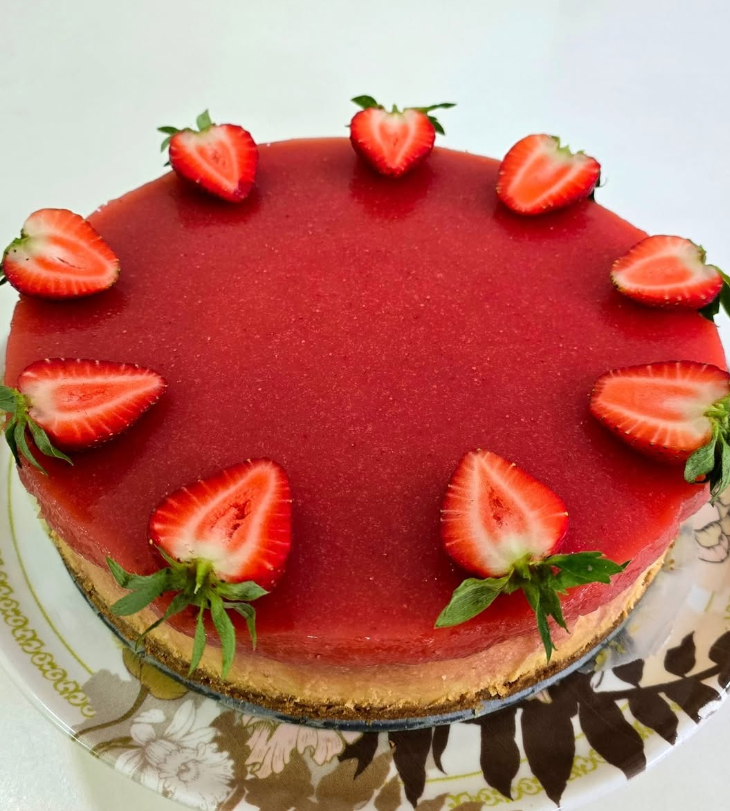   Cheesecake(Limon,Çikolata,Çilek) 10 Kişilik