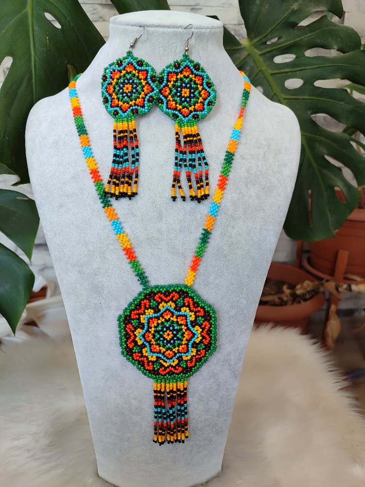 YEŞİL MANDALA KUM BONCUK KOLYE TAKİMİ