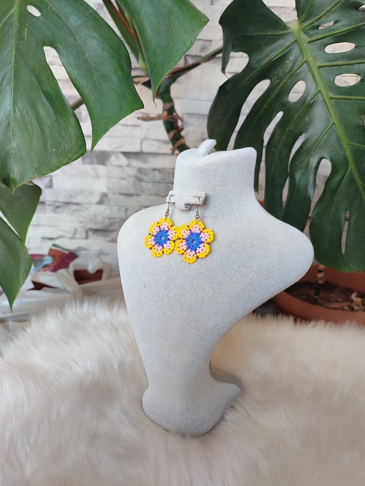 ÇİÇEK KUM BONCUK KÜPE