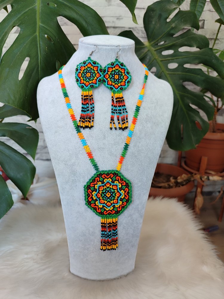 YEŞİL MANDALA KUM BONCUK KOLYE TAKİMİ