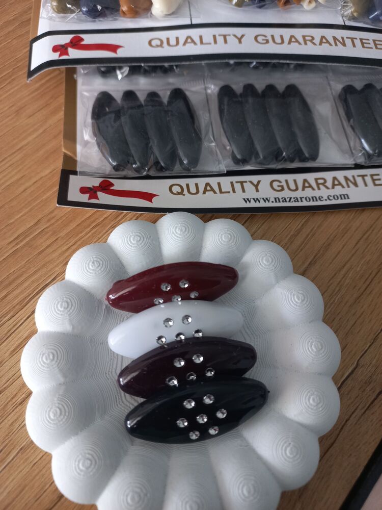 Eşarp veya Şal Tokası