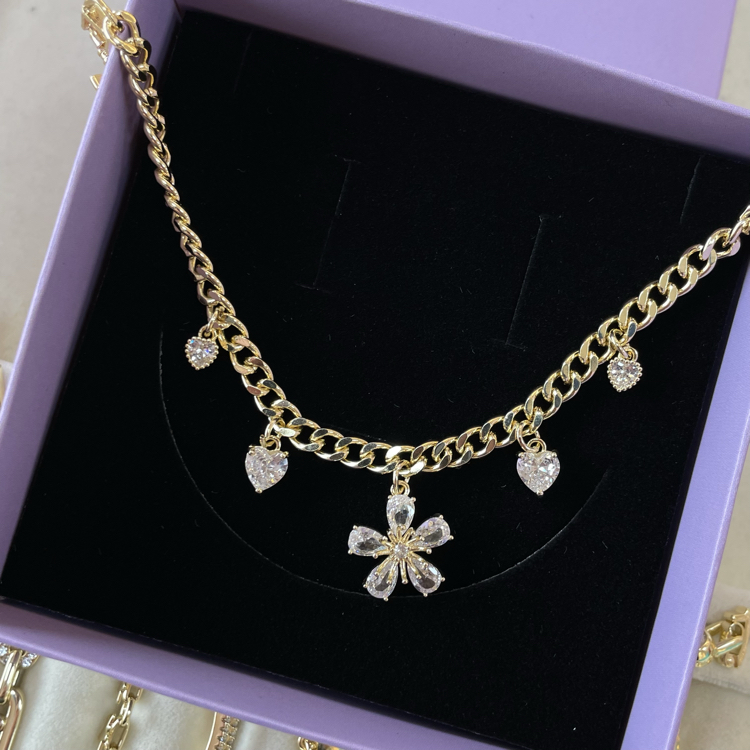 Papatya Charm Bileklik