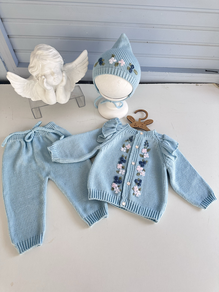 Mavi çiçekli takım 3-6 ay kız bebek için