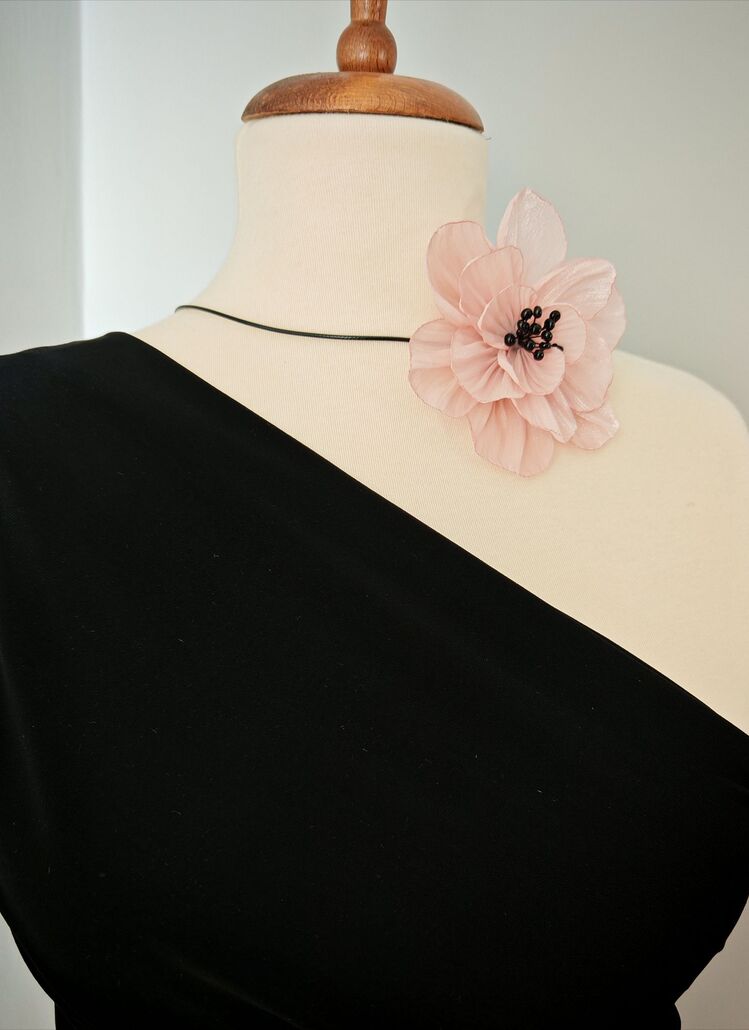 Fonksiyonel Pembe Boyun Çiçeği ( Broş)