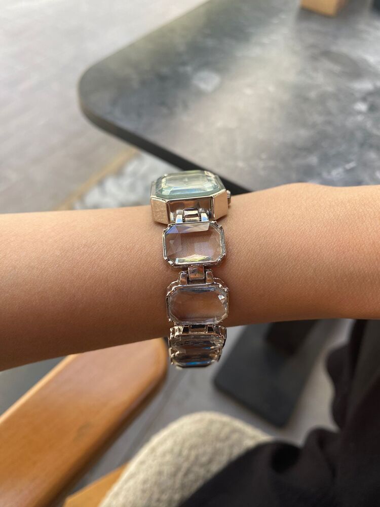 Swarovski taşlı saat 