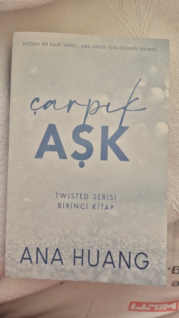 Çarpık Aşk