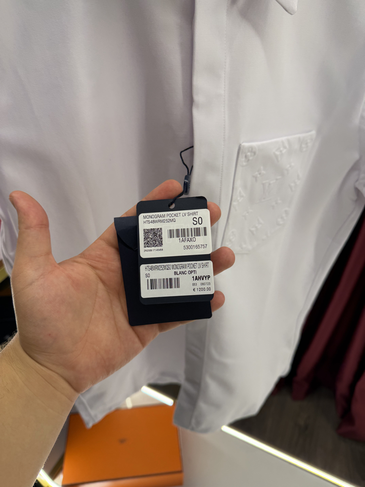 Louis Vuttion Shirt
