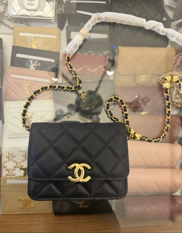 Chanel mini deri çanta