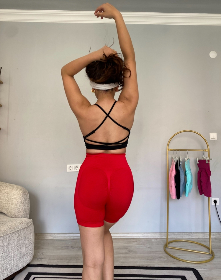 Kırmızı ekstra push up seamless şort