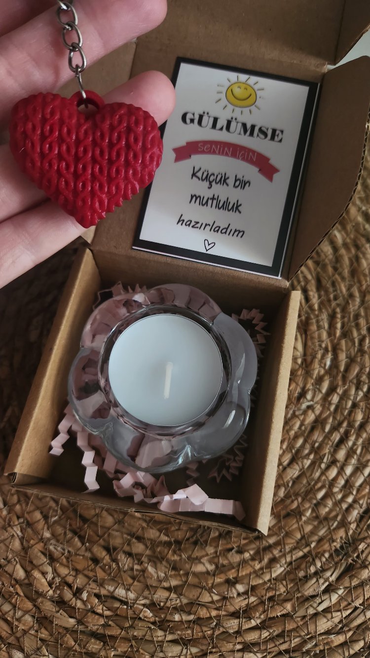 Mumluk ve anahtarlık hediye kutusu